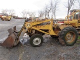 Farmall 404 w/Loader