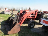 CIH 595 ROPS, Loader