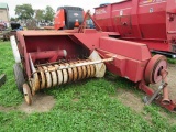 IH 87 Square Baler