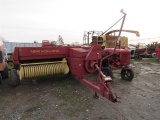 NH 315 Baler w/ Thrower