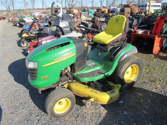 JD L130 L&G Tractor