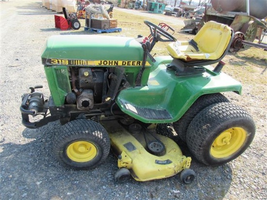 JD 318 Riding Mower w/ Winch