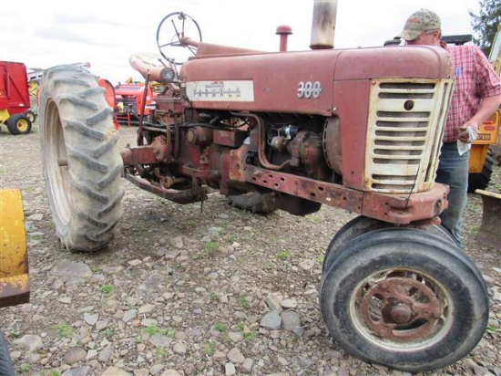 Farmall 300 Tractor