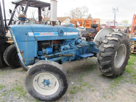 Ford 3000 Gas Tractor 2WD