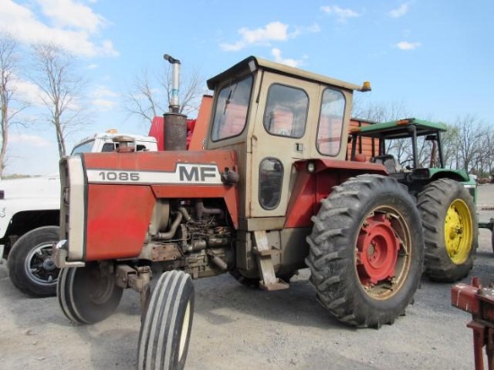 MF 1085 Tractor