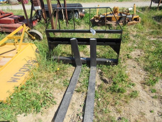 (New) Kivel 3500 lb Pallet Fork Attachments