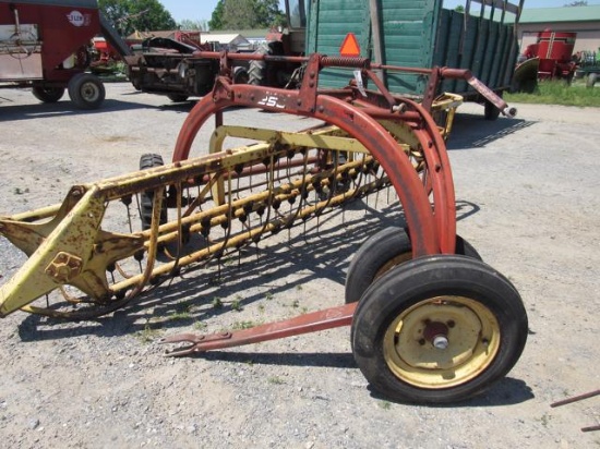 NH 258 Hay Rake