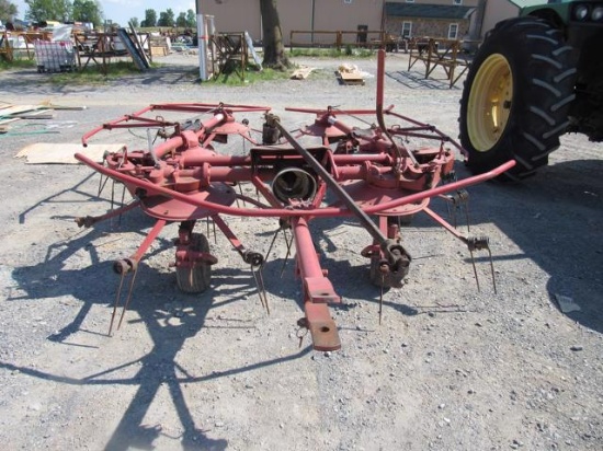 NH 169 6 Star Hay Tedder