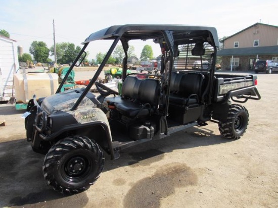2016 JD 825I Gator S4, Power Steering 220 hrs, 4x4, camo