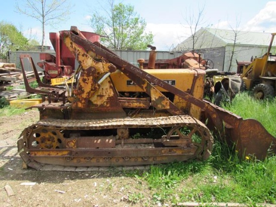 JD 440 Track Loader