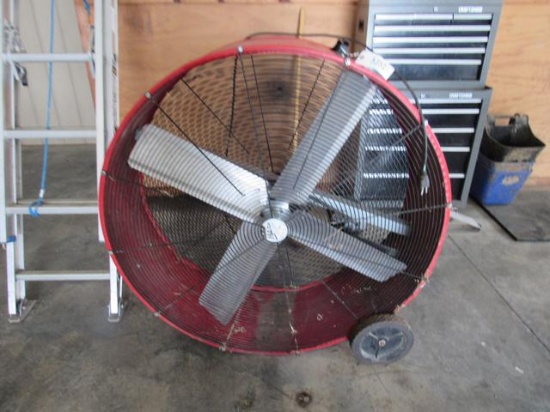 Maxx Air Barn Fan (red)