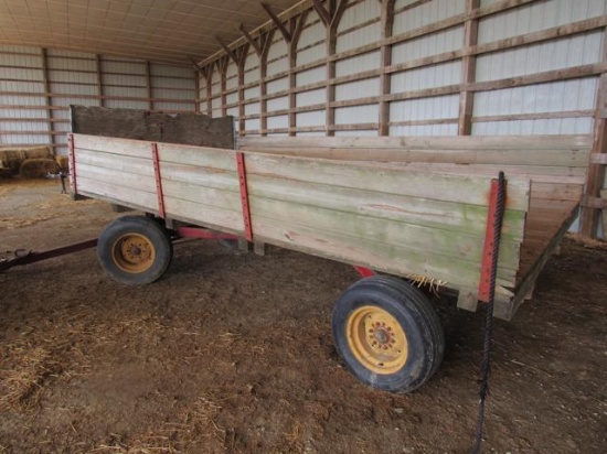 Wooden Farm Wagon, 8' x 12' w/Hydraulic Dump