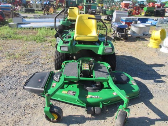 JD F687 L&G Tractor (not running)