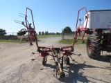 NH 163 Hydraulic-Fold Tedder