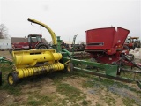 JD 3950 Chopper, 1 Hay Head w/ Controls in Office