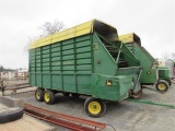 JD 716 Silage Wagon