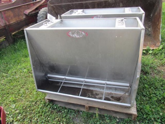 STACO Pig Feeder