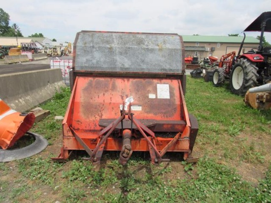 Jacobsen 720 3Pt Sweeper