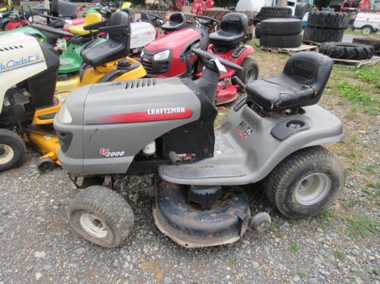 Craftsman LT2000 Riding Mower