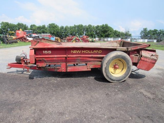 NH 155 Manure Spreader