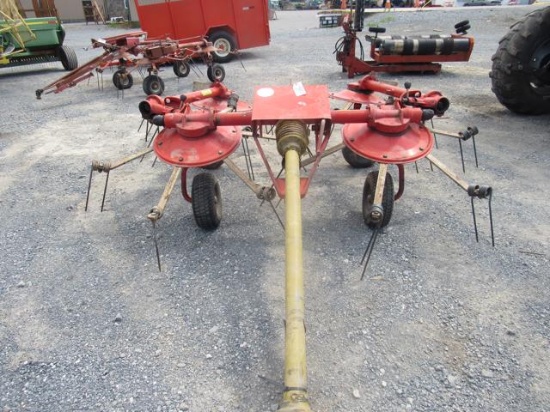 Kuhn GF452T 4 Star Tedder