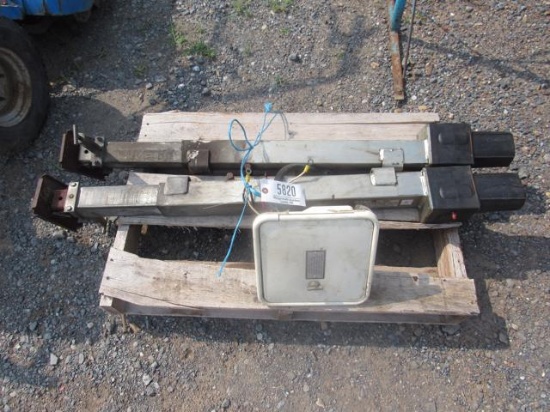 Electric Camper Jacks (pair)