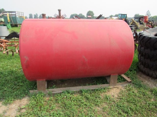 500 Gallon Dsl Fuel tank on Skid