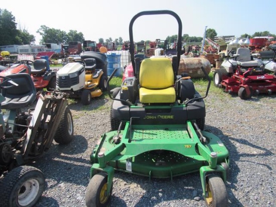 JD 757 Z-Track Zero Turn w/60" Deck, 1094 Hrs