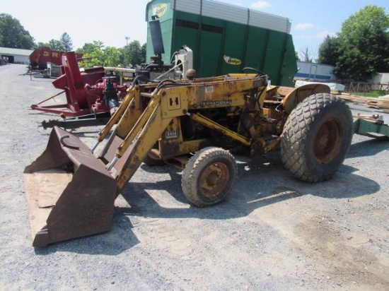 IH 3414 Loader Tractor, 2WD, Gas (not running)