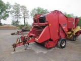 MF 1565 Round Baler
