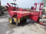NH 273 Hayliner Baler w/Thrower