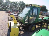 JD F925 Dsl. w/Cab, w/JD Snowblower & Chains