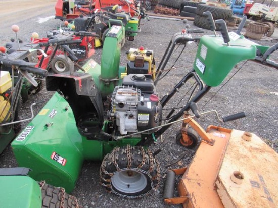 JD 1028 Snowblower w/Chains