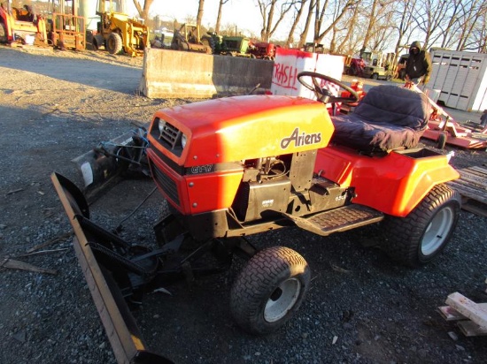 Ariens GT17 Garden Tractor w/Scraper Blade,