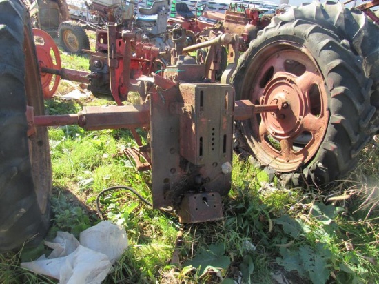 Farmall 200 Parts Tractor