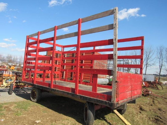 Bale Wagon w/NH Running Gear