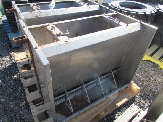 Hog Feeder