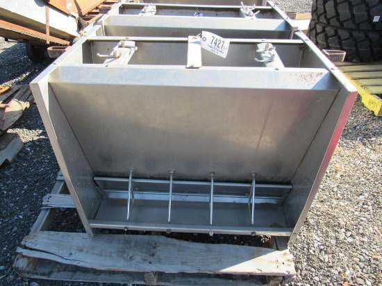 Hog Feeder