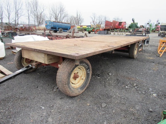 Hay Wagon w/Rubber Tires