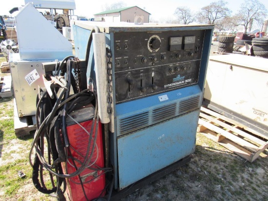 Miller Syncrowave 300 Welder w/ Magnum Cooler