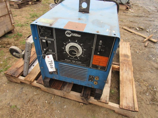 Miller Dialark 250 Welder