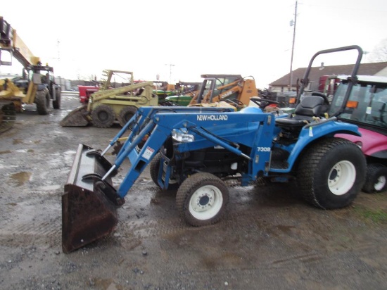 NH TC33 4x4 Tractor w/ LDR, Dsl