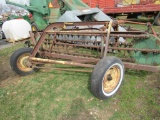 JD 640 Hay Rake