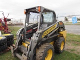 NH L218 Skidloader