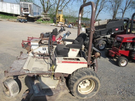 Grasshopper Mower for Parts (not running)