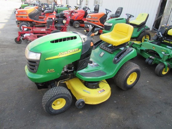 JD L110 Lawn Tractor, 42" Deck (Runs)