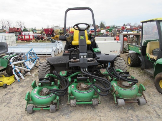 JD 3245C Golf Course Mower