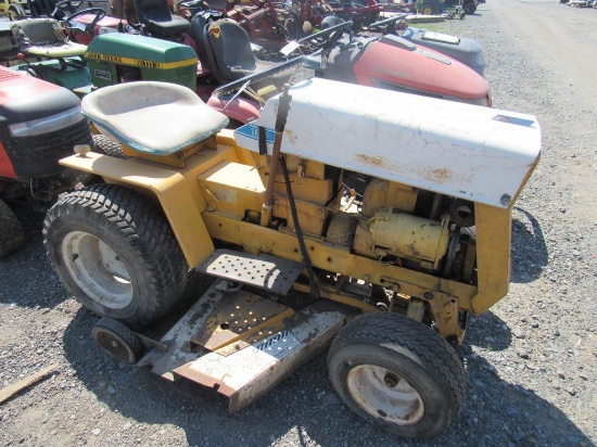IH 105 Riding Mower