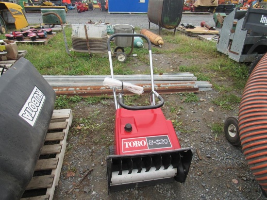 Toro S-620 Snowblower, 2 Stroke Gas