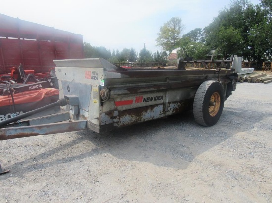 NI 3626 Manure Spreader
